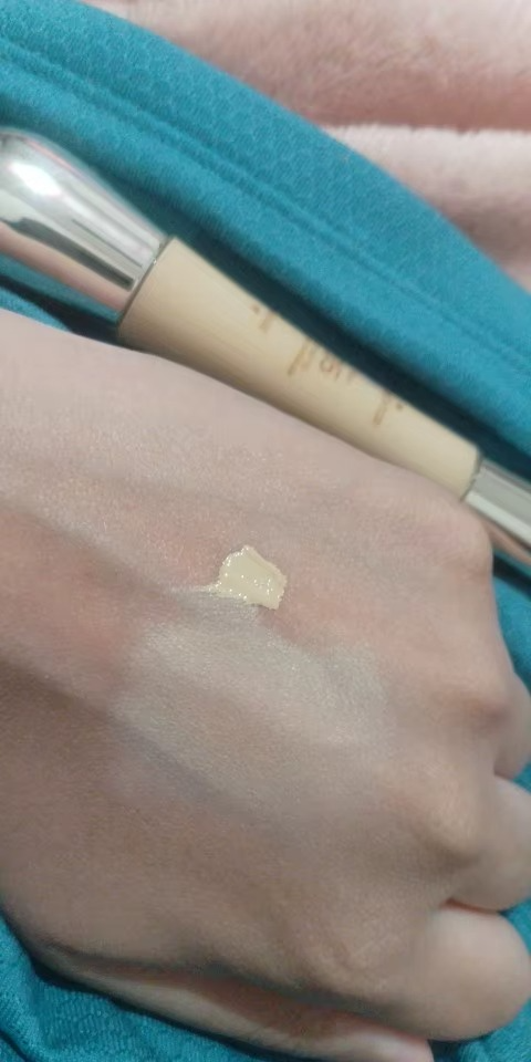 Glamora CoverMe – Flawless Matte Concealer